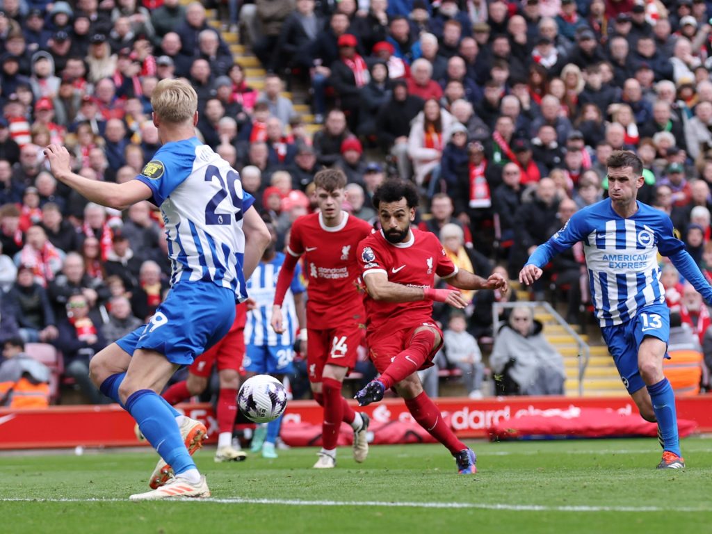 شاهد.. ليفربول يتصدر الدوري الإنجليزي الممتاز بفوزه على برايتون