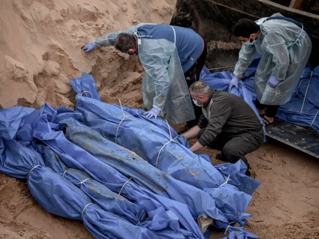 نواب فرنسيون لرئيسهم: لا تجعل فرنسا شريكا في جرائم حكومة إسرائيل