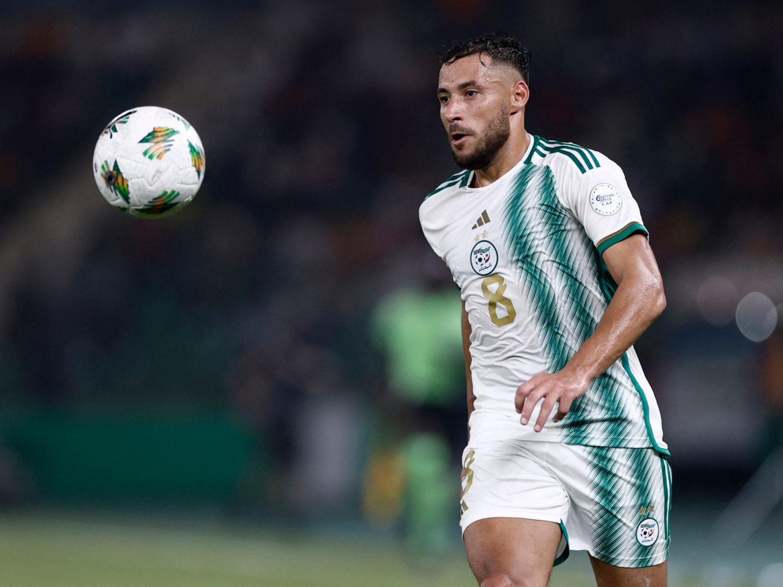 بسبب تصرف غير رياضي.. يوسف بلايلي يتعرض لعقوبة ثقيلة