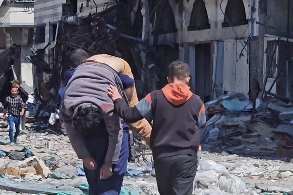 “قتلوهم وهم صائمون”..مجزرة جديدة عند دوار الكويت بغزة تثير سخط رواد منصات التواصل