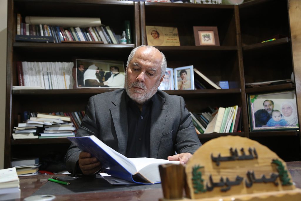 قيادي بارز في فتح: إصلاح السلطة مطلب ضروري وأدعو عباس للقاء هنية