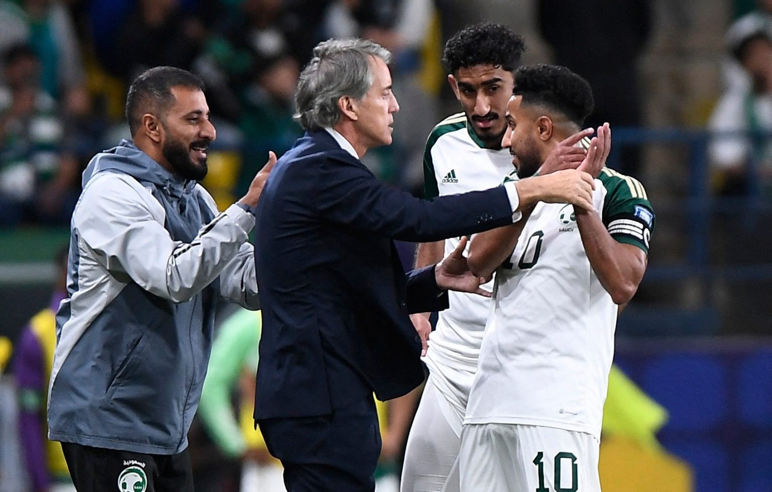 مانشيني يضم آل فتيل للمنتخب السعودي ويستبعد البليهي