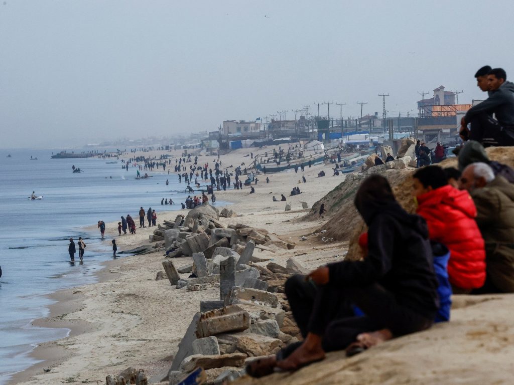 الميناء الأميركي بغزة.. حين يرسم الجوع خرائط الحرب والسياسة