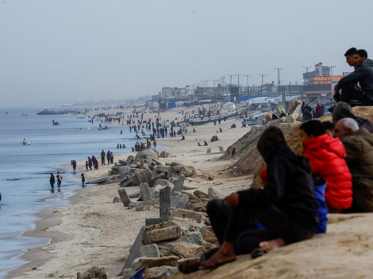 الميناء الأميركي بغزة.. حين يرسم الجوع خرائط الحرب والسياسة