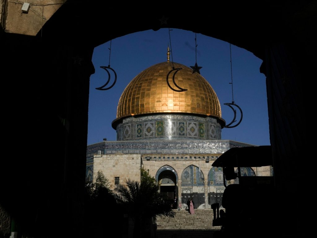 صحف عالمية تتوقع استمرار معاناة الفلسطينيين في غزة والقدس