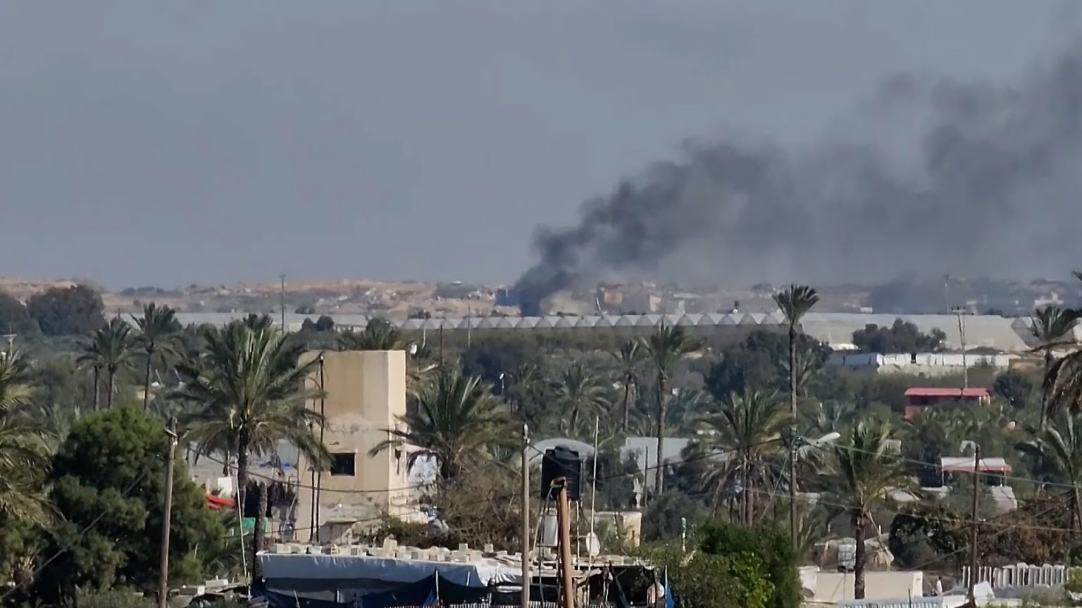 اشتباكات ضارية بين المقاومة والاحتلال بمدينة حمد غربي خان يونس