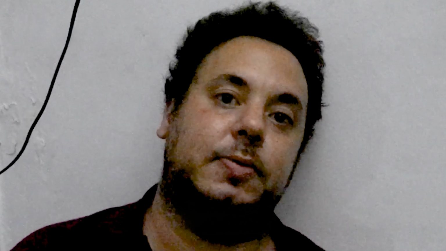 نجا من القصف ولم ينج من الجوع.. أبو عبيدة يعلن وفاة أسير إسرائيلي