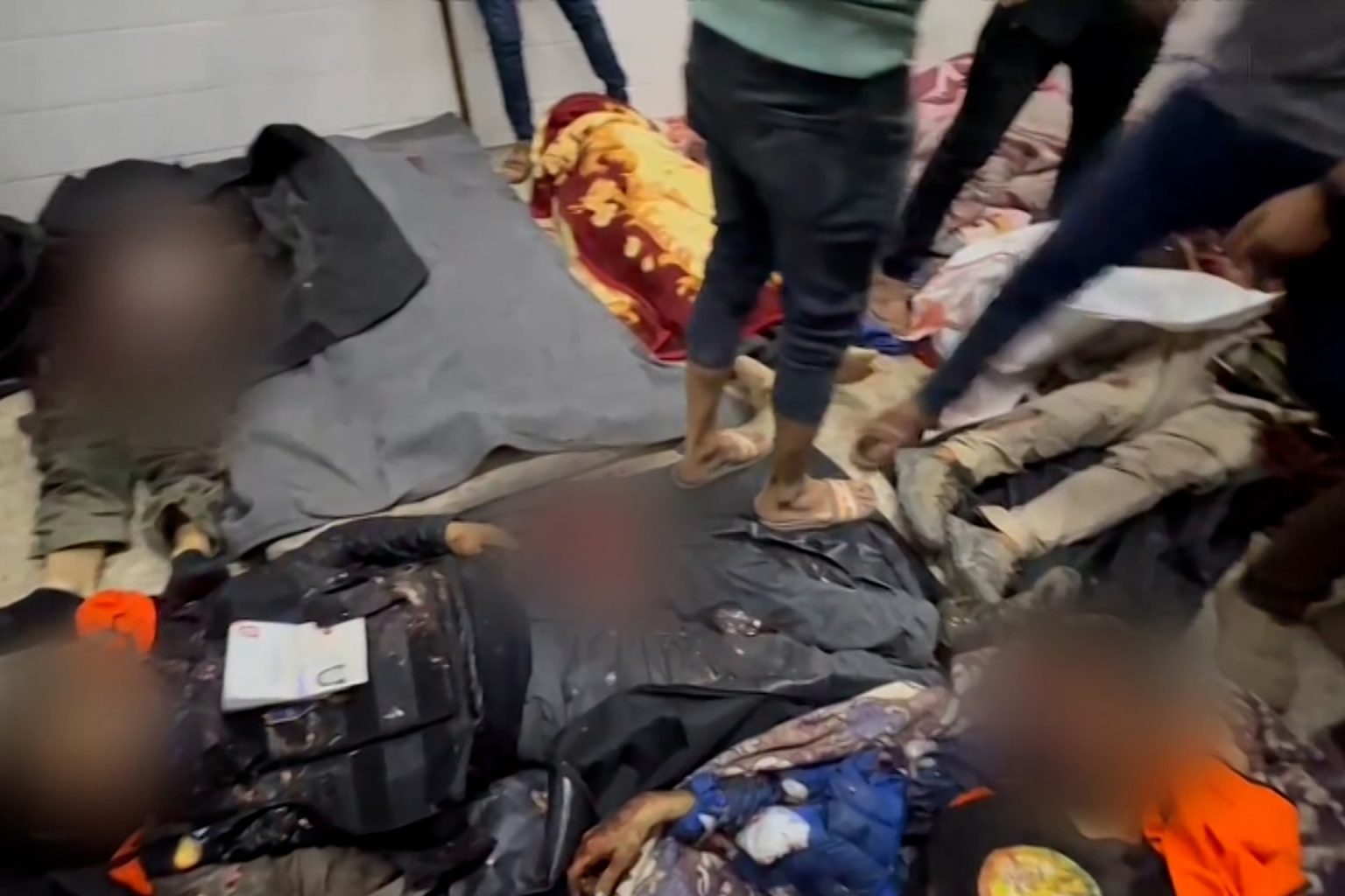 مقتل فريق إغاثة أجنبي بقصف إسرائيلي على دير البلح