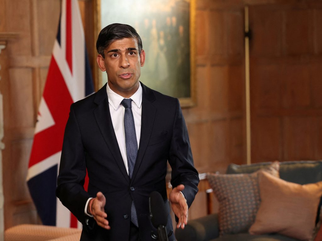 لماذا أثار قرار سوناك إجراء انتخابات بريطانيا صيفا الجدل؟