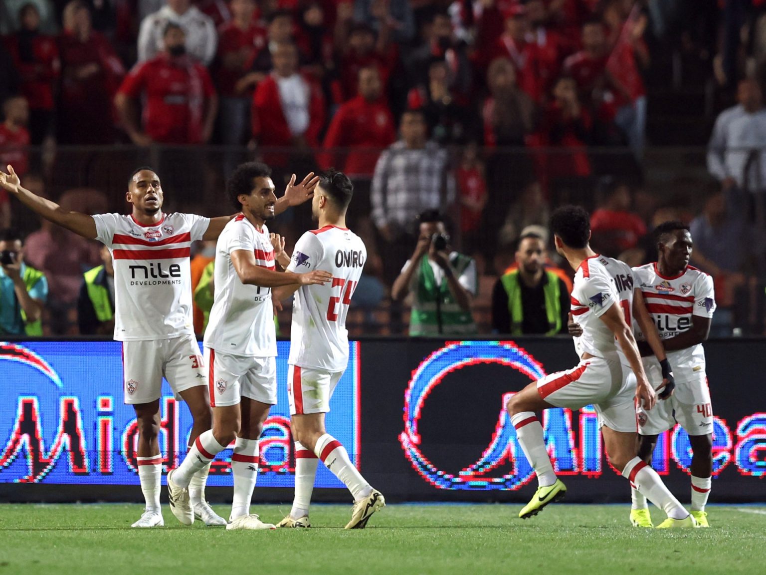 شاهد.. الجزيري يقود الزمالك للفوز على الأهلي في قمة الكرة المصرية