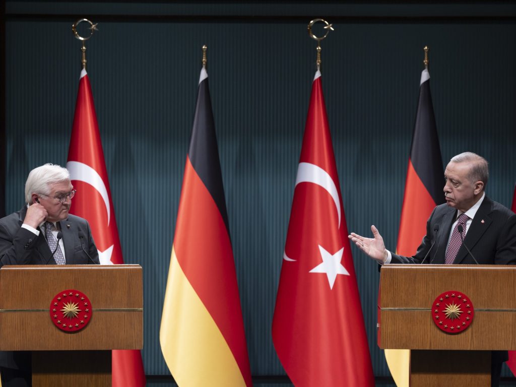 الرئيسان التركي والألماني يبحثان بأنقرة وقف الحرب على غزة وتبادل الأسرى