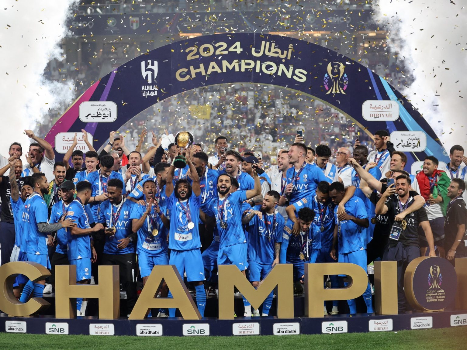 شاهد.. الهلال يكتسح الاتحاد ويتوج بلقب السوبر السعودي للمرة الرابعة في تاريخه