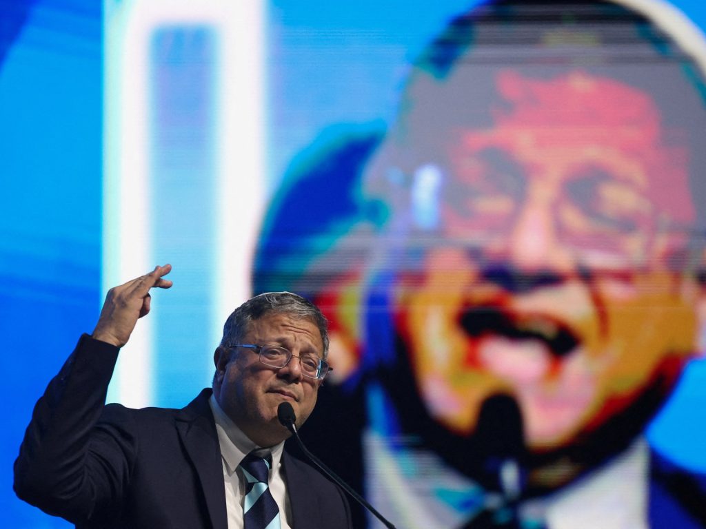 بن غفير معلقا بكلمة على الهجوم ضد إيران: مسخرة