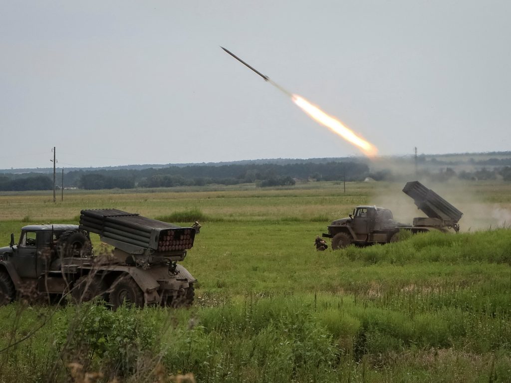 خبراء أوكرانيون: روسيا تستعد لـ”هجوم الصيف” وهذه خيارات كييف للمواجهة