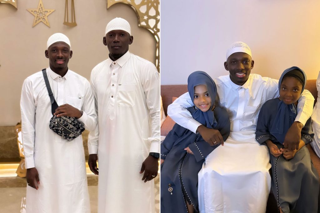 لاعبا سوسيداد عمر صادق وهماري تراوري يؤديان مناسك العمرة