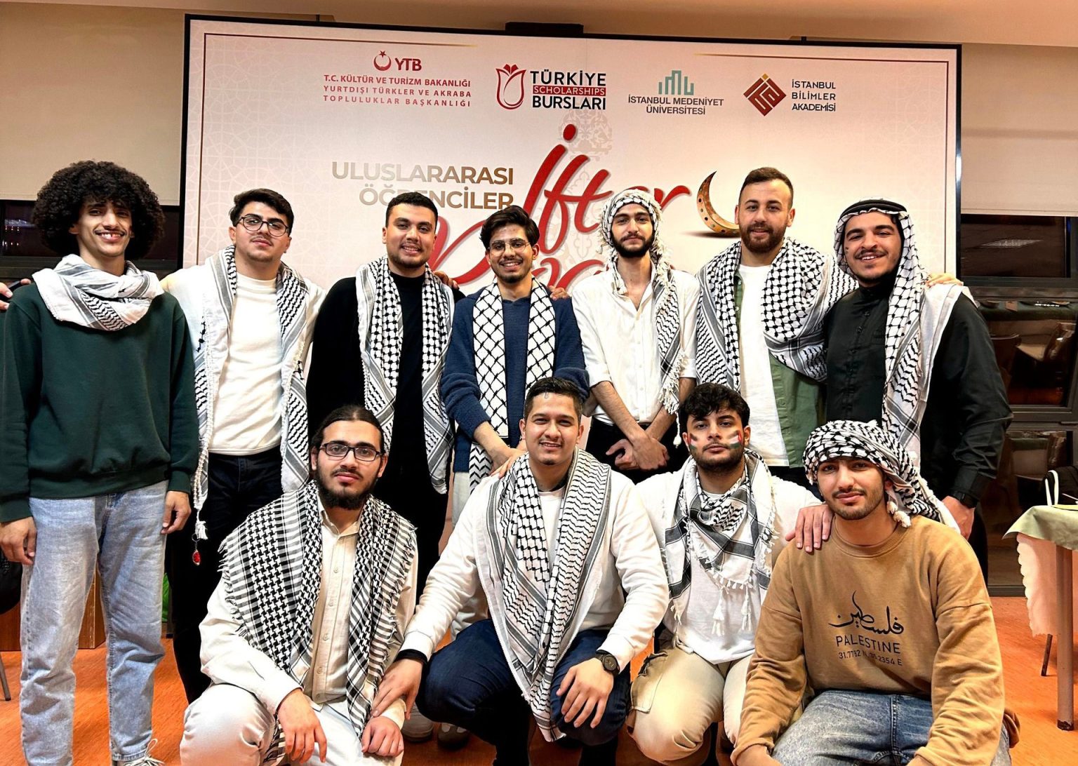 هكذا يعيش طلاب غزة في تركيا ويلات الحرب