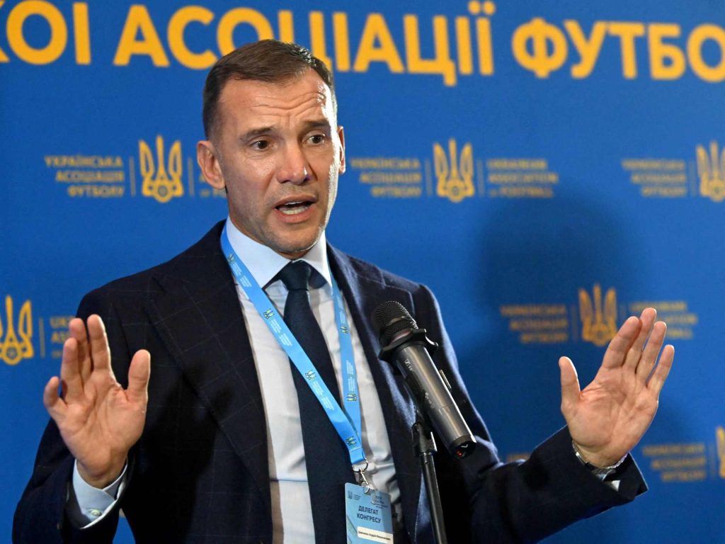 لمحاربة الفساد التحكيمي.. شيفتشينكو يستعين بجهاز كشف الكذب