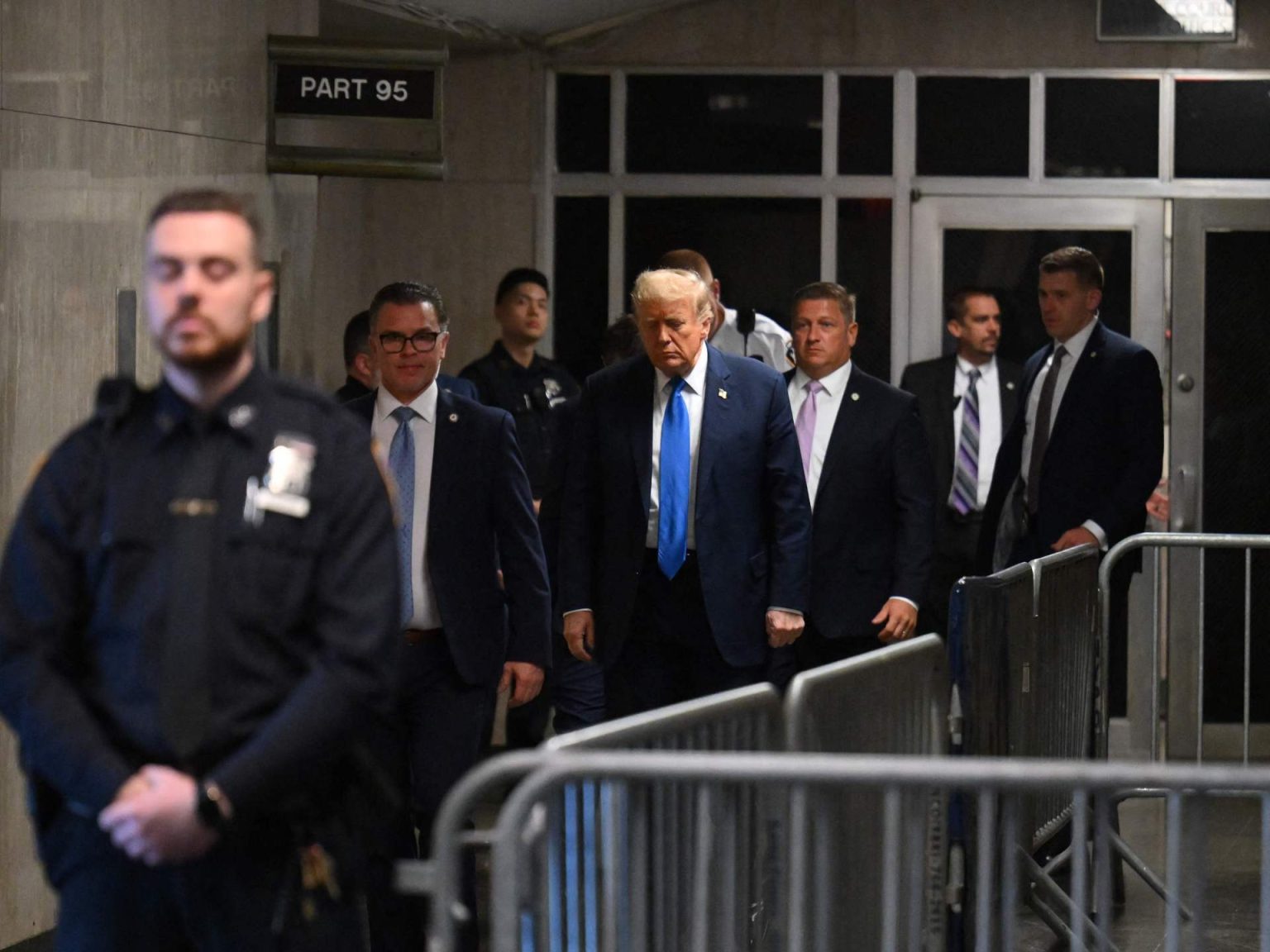 أول محاكمة جنائية لرئيس أميركي.. انطلاق جلسات استماع ترامب بقضية “شراء الصمت”