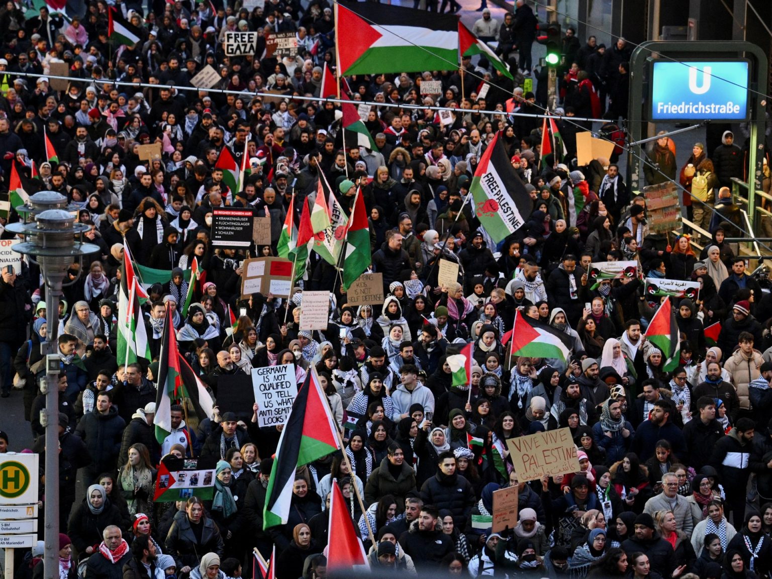 نيويورك تايمز: مؤشرات على تغير في الموقف الألماني من إسرائيل