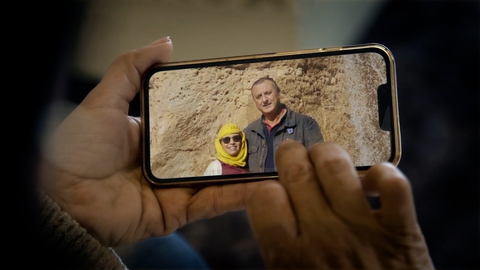 زوجة المعتقل التونسي عصام الشابي: زوجي متهم بالإرهاب دون أدلة