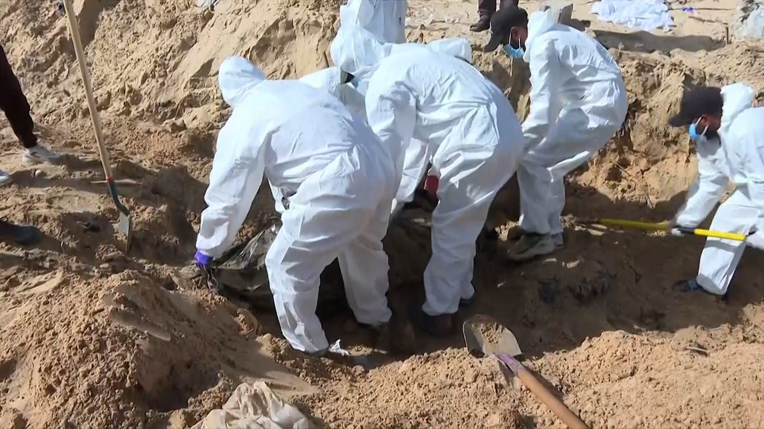 رويترز: محققو الجنائية الدولية حصلوا على شهادات من طواقم طبية بغزة