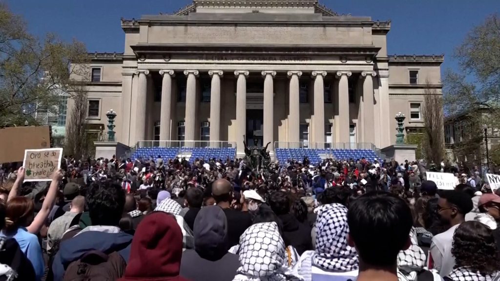تصاعد الاحتجاجات بجامعات أميركية للمطالبة بوقف العدوان على غزة
