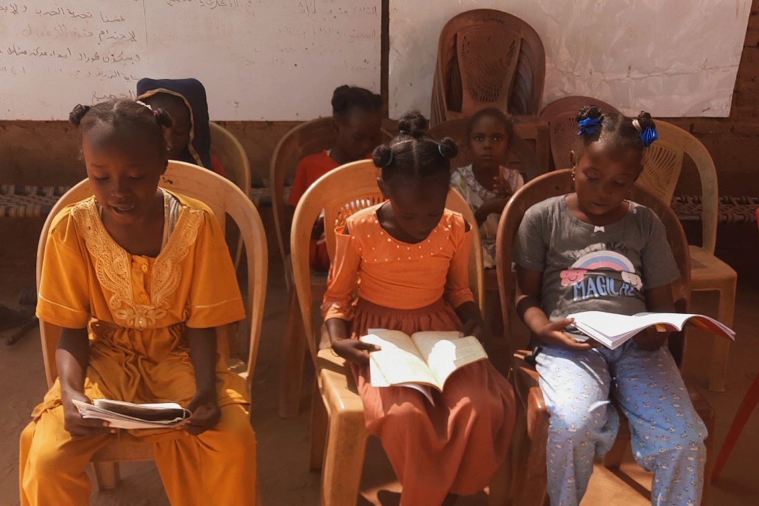 ردود متباينة على قرار استئناف الدراسة بمدينة الفاشر السودانية