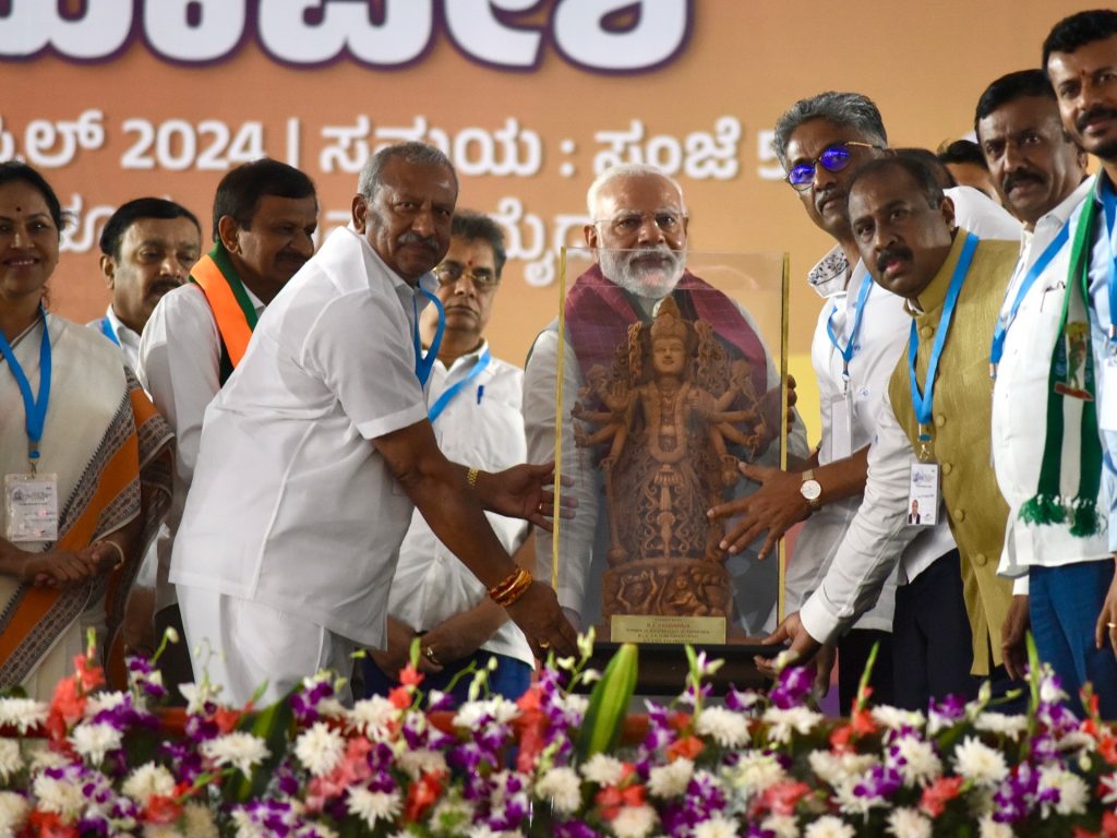 نيويورك تايمز: خيارات مودي بعد فوزه بولاية ثالثة للهند