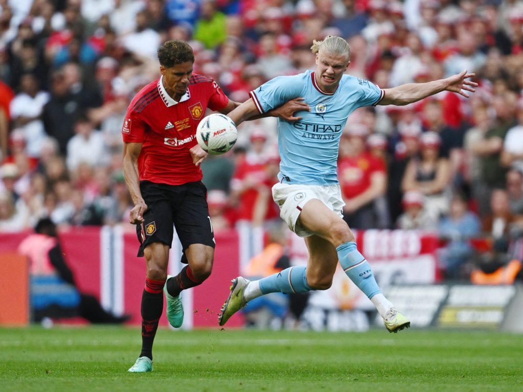 مشاركة يونايتد في الدوري الأوروبي الموسم المقبل على المحك