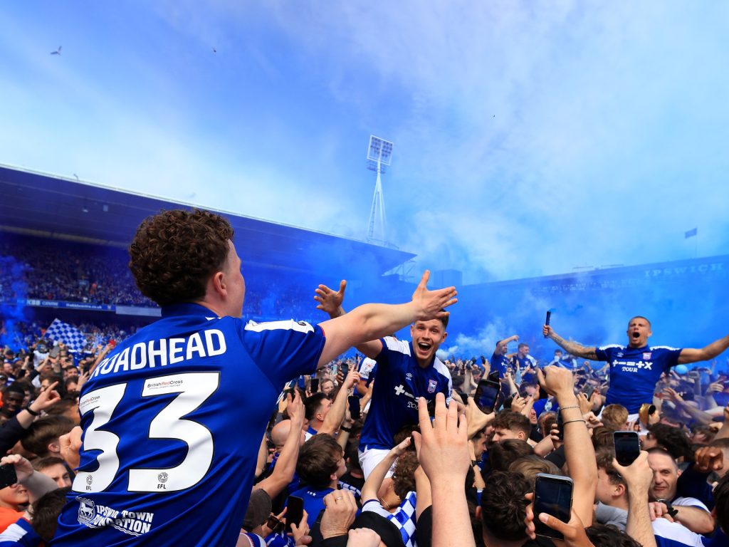 بعد 22 عاما من الغياب.. إيبسويتش تاون يعود إلى أضواء البريميرليغ