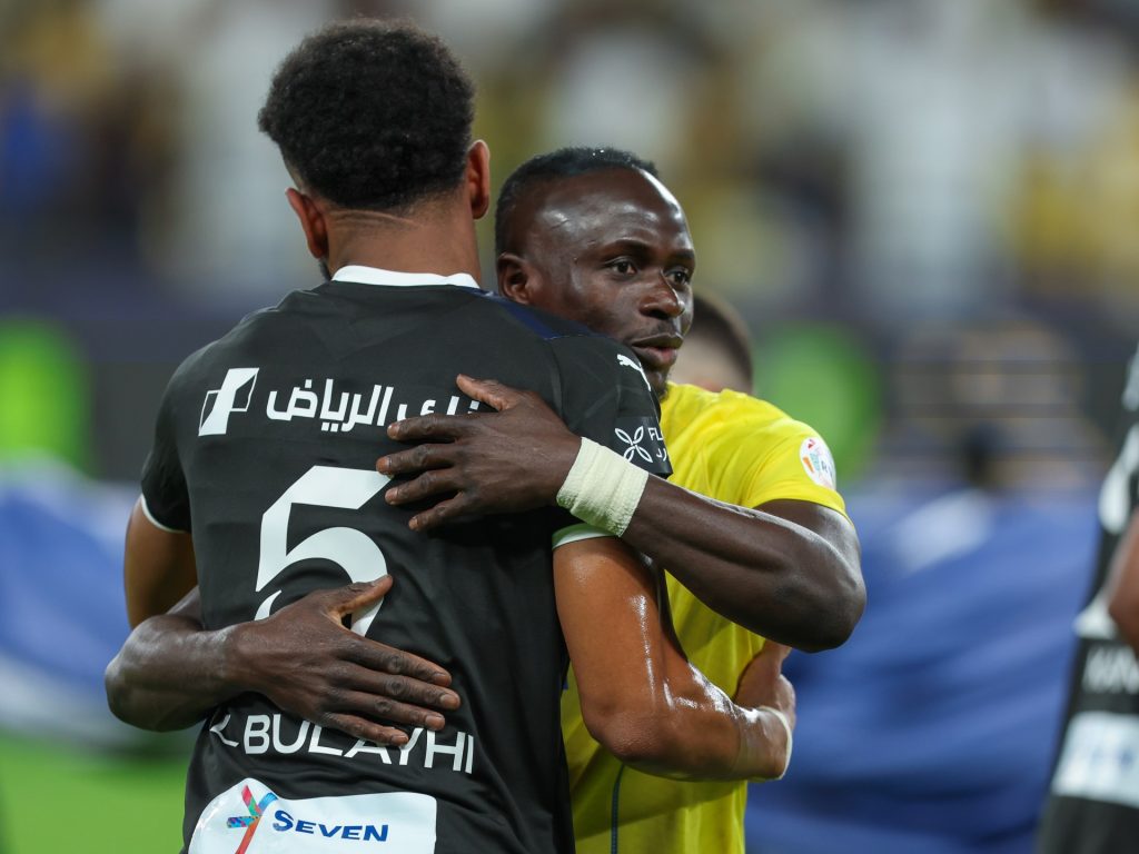 بتعادل مثير مع النصر.. الهلال البطل يبقى بلا هزيمة في الدوري السعودي