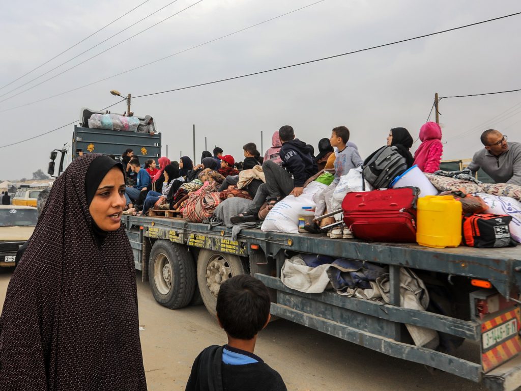 تقرير عالمي: عدد نزوح “قياسي” غذته غزة والسودان والكونغو