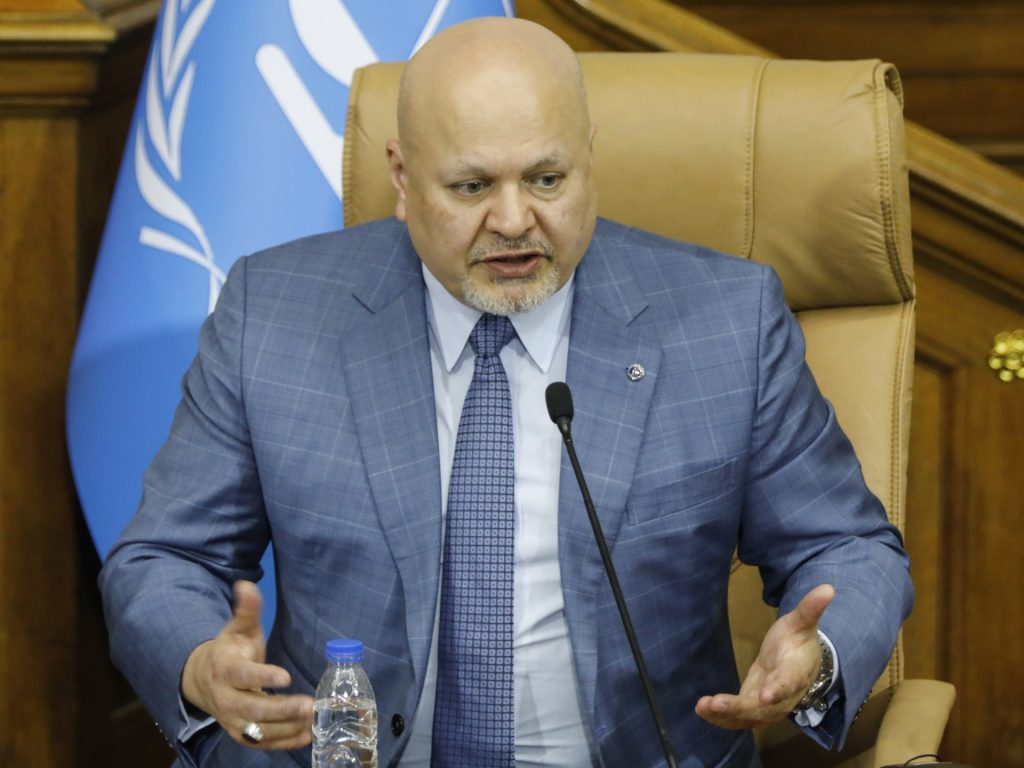 الجنائية الدولية.. قراءة قانونية في إعلان كريم خان ضد إسرائيل وحماس