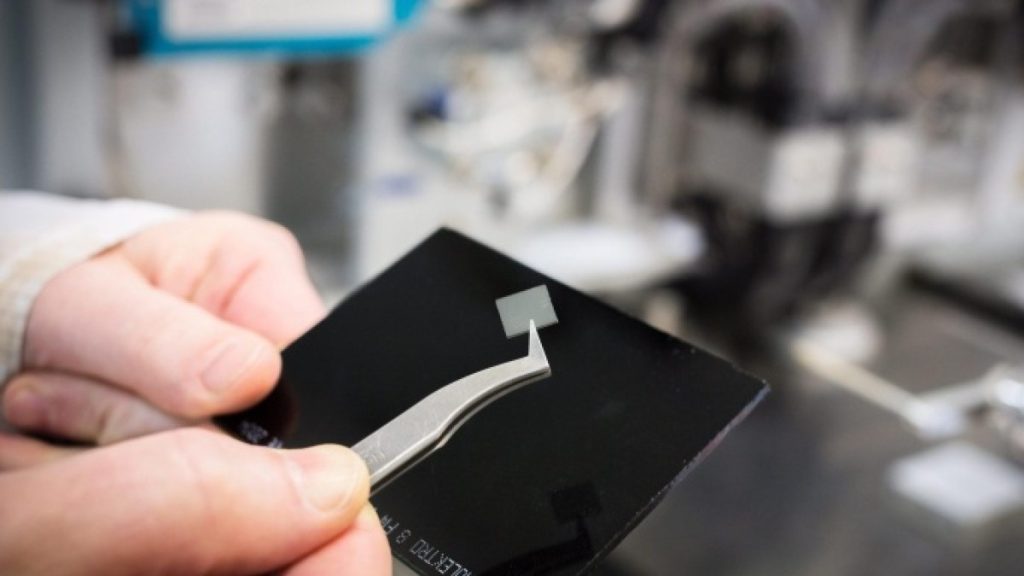 380 مليار دولار لتطوير أشباه الموصلات والمنافسة على أشدها بين الكبار