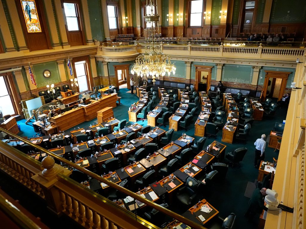 عشرات النواب الديمقراطيين يضغطون على بايدن لمنع إسرائيل من اجتياح رفح