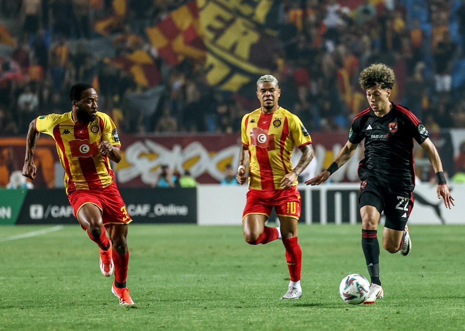 الأهلي يعد استقبالا “يليق” بالترجي قبل إياب نهائي أبطال أفريقيا