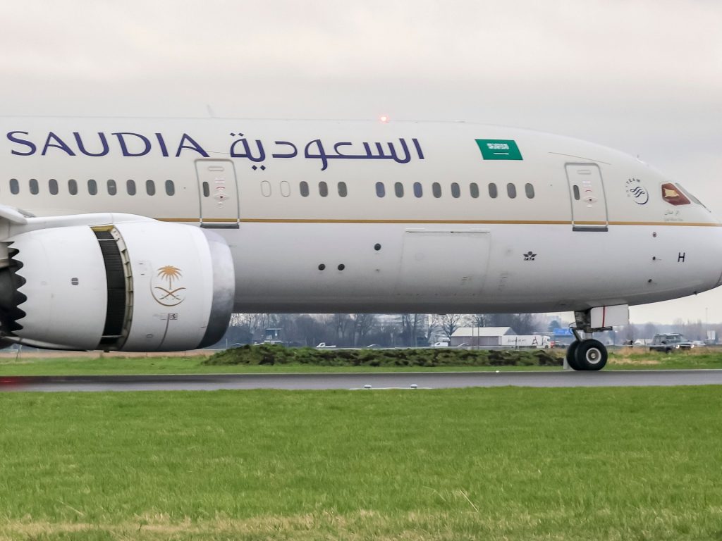 الخطوط السعودية تعلن عن صفقة لشراء 105 طائرات من إيرباص