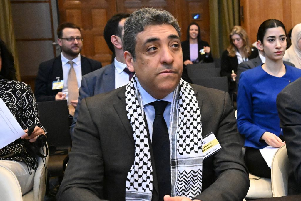 مسؤول فلسطيني: هستيريا إسرائيلية بعد توالي الاعتراف بدولة فلسطين