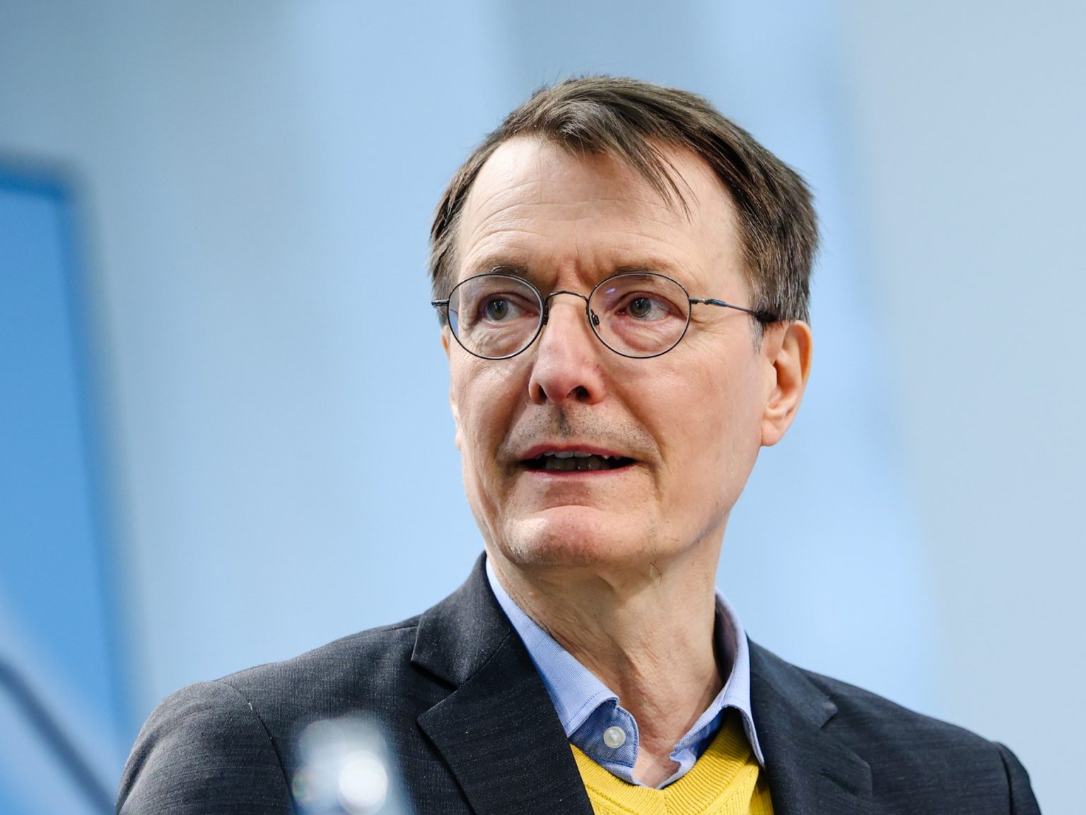 ألمانيا تعتزم تشديد قواعد بيع غاز الضحك