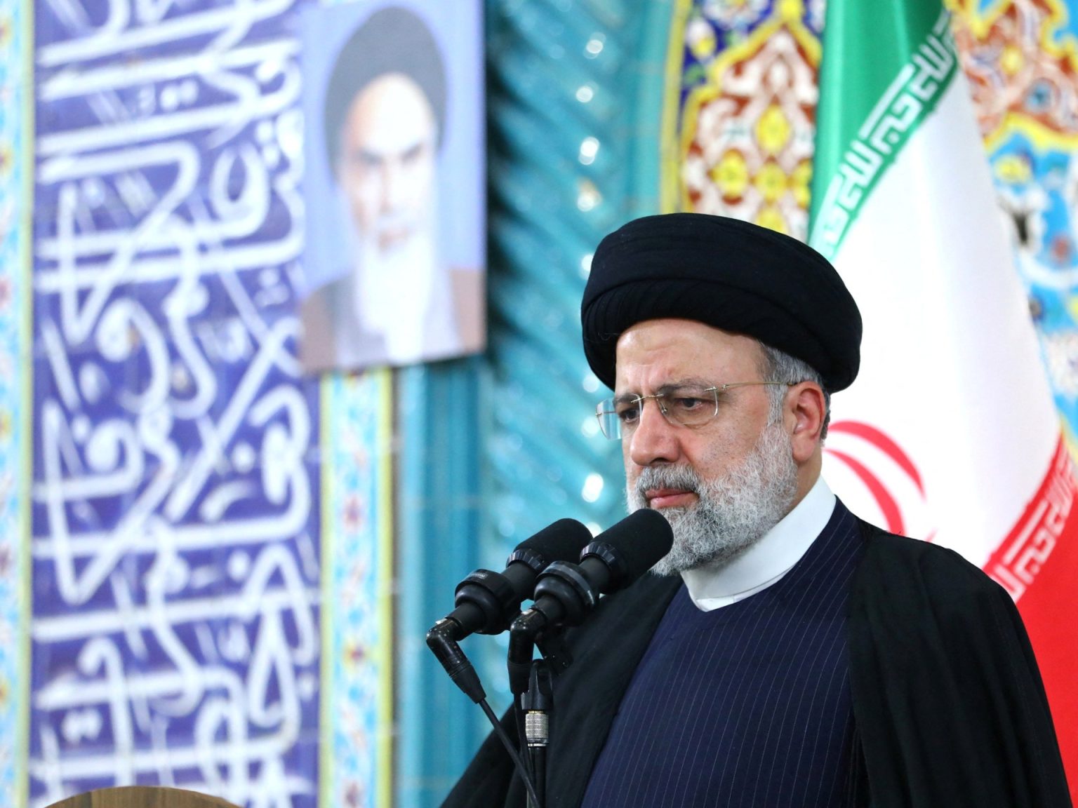 صحيفة روسية: إيران تحاول كسب ثقة أفريقيا بصادرات السلاح