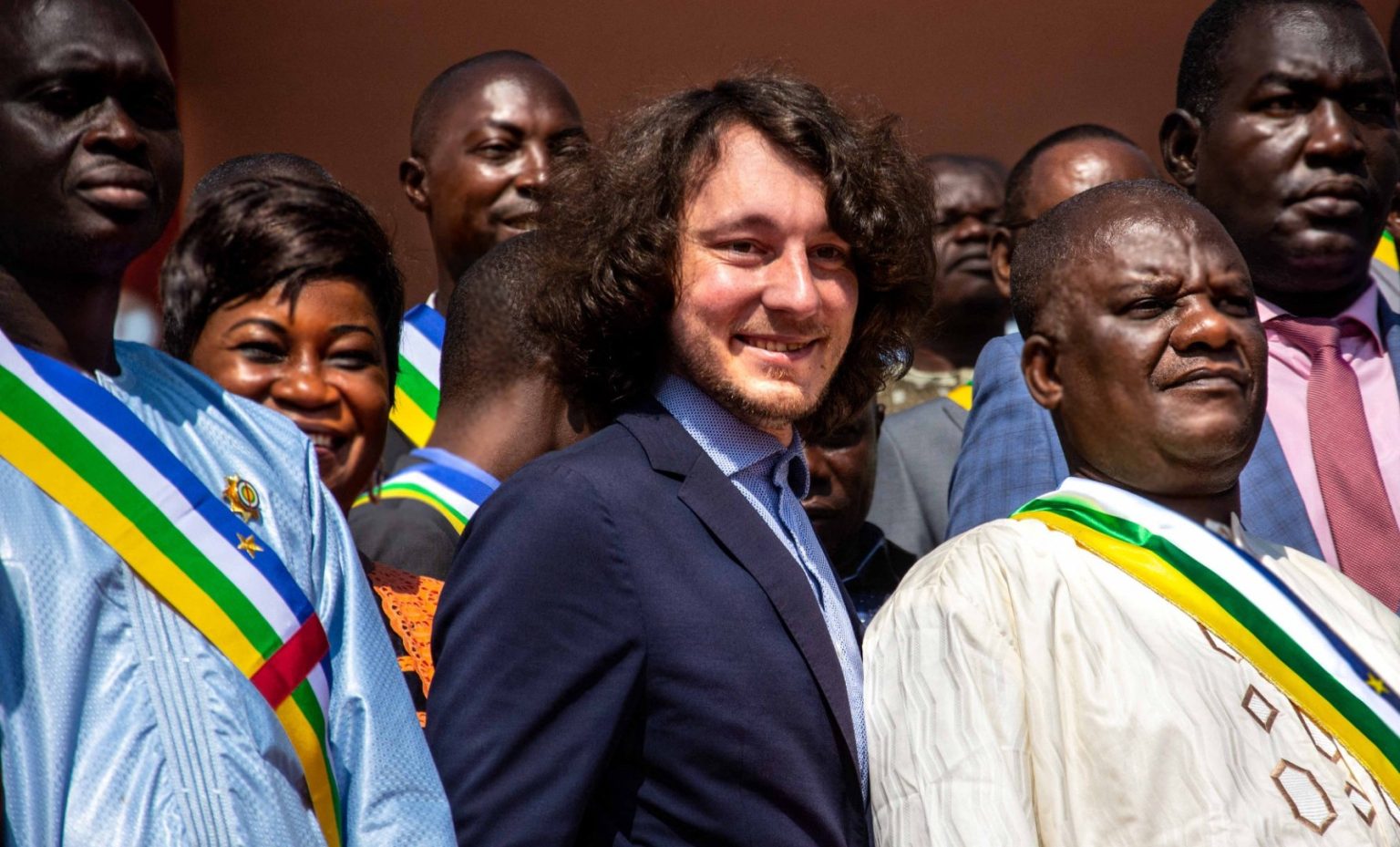 دم وذهب وفودكا.. فاغنر في أفريقيا برعاية الروسي “دميتري سيتي”