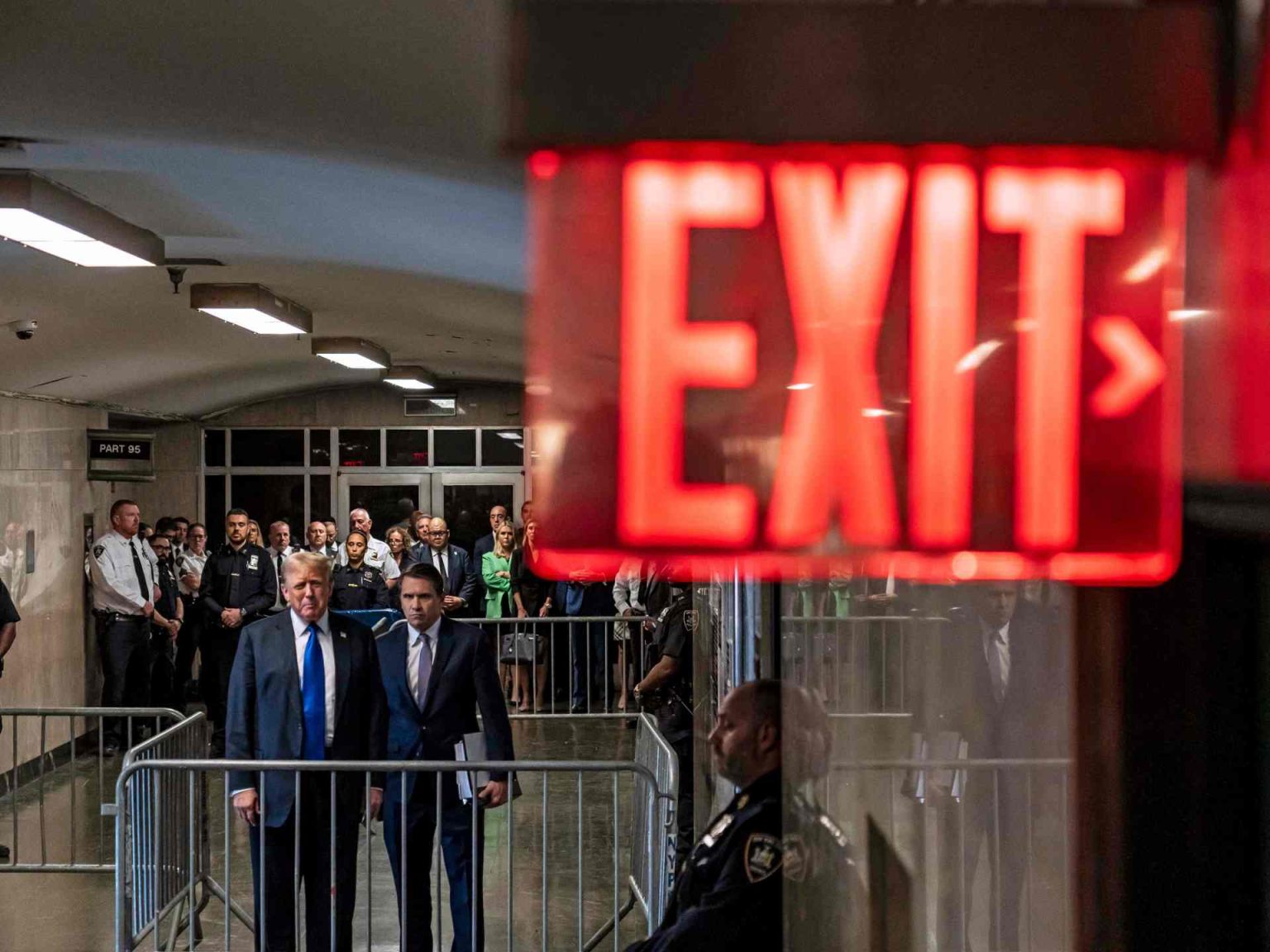 قضية غير أخلاقية أم مؤامرة؟.. صحيفتان أميركيتان تعلقان على إدانة ترامب