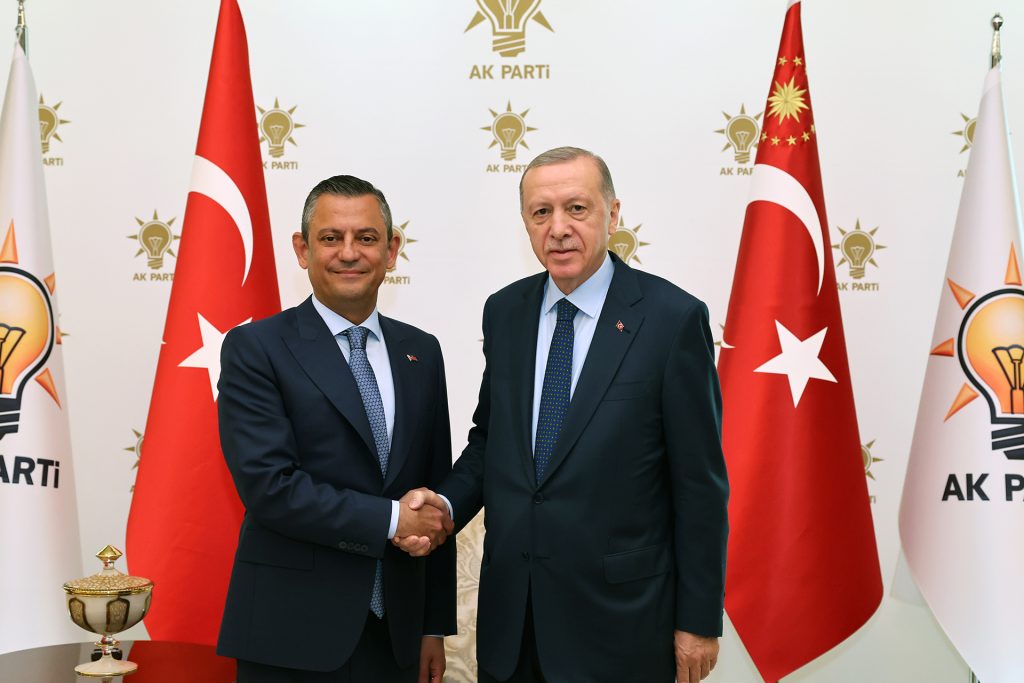 هل يصب التوافق السياسي في تركيا في مصلحة اللاجئين السوريين؟