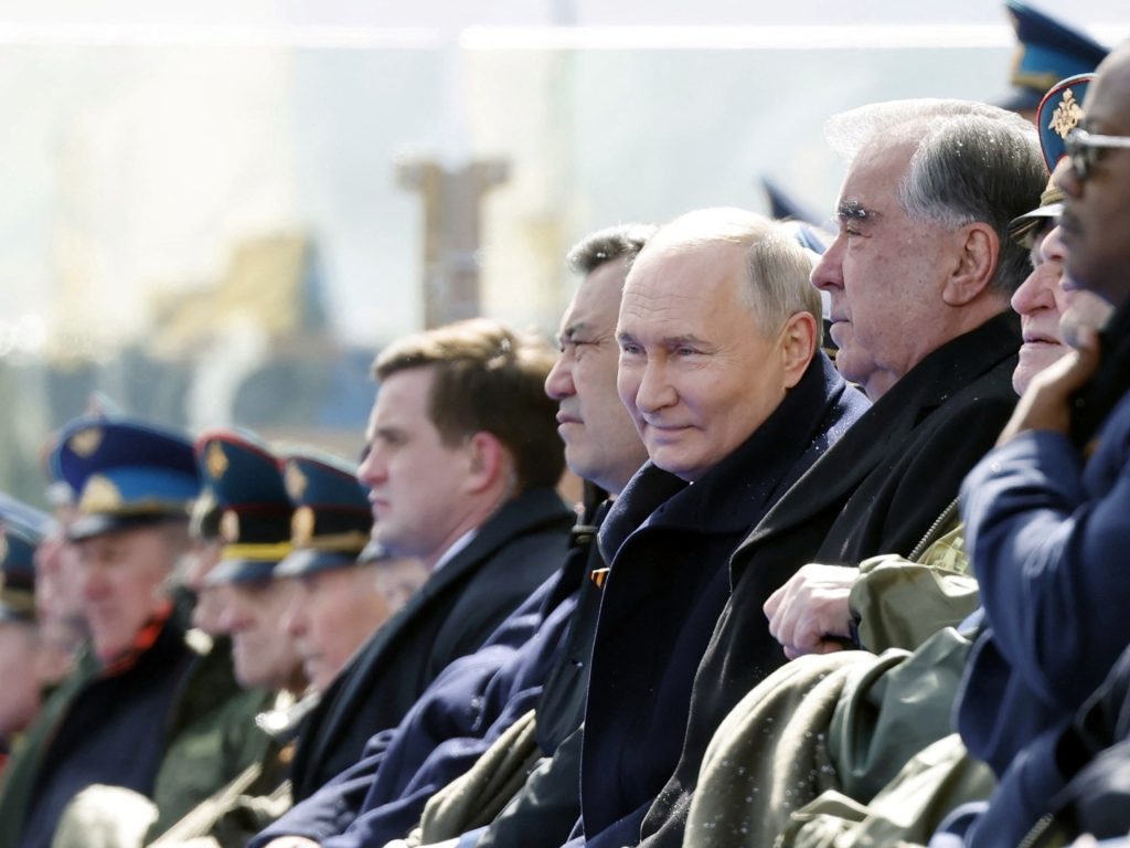 فورين أفيرز: الرهان على تشظي المجتمع الروسي غير مُجدٍ