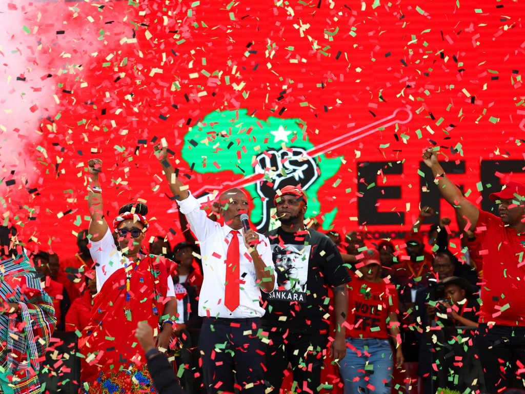 بلومبيرغ: حزب مانديلا قد يفقد الأغلبية لأول مرة منذ 30 عاما