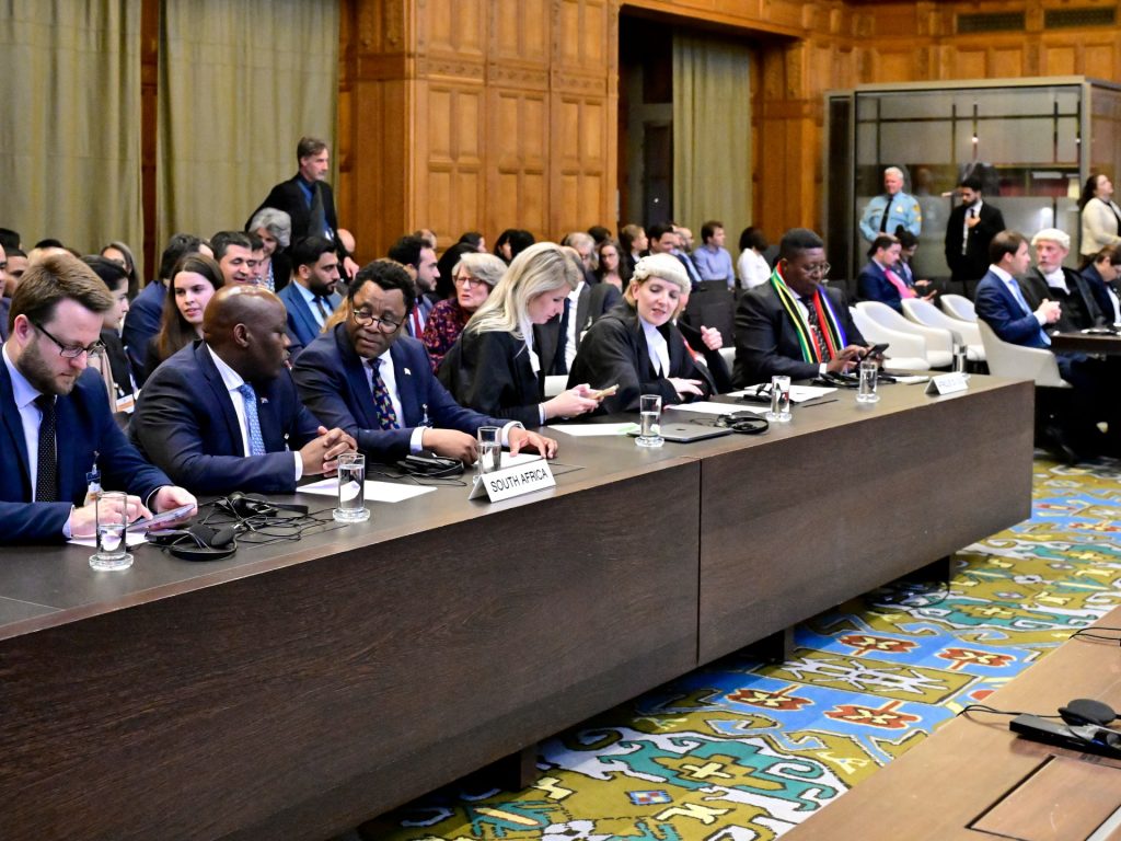 نيويورك تايمز: العدل الدولية تعمق عزلة إسرائيل المتزايدة