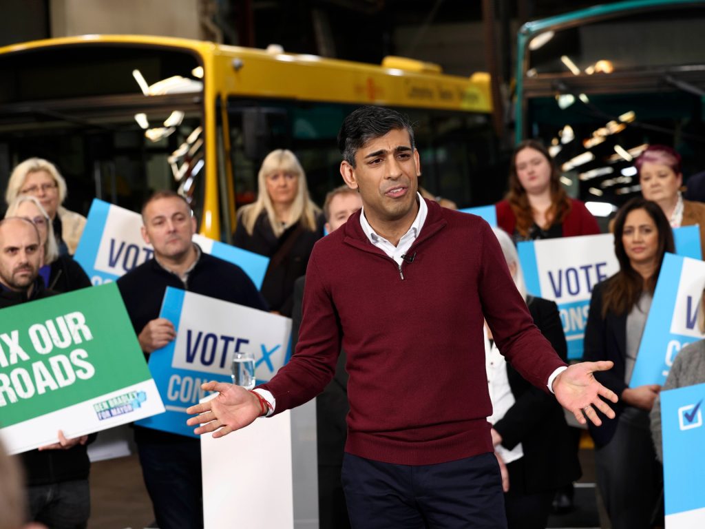 خسارة للمحافظين ونصف انتصار للعمال.. ماذا حدث بانتخابات بريطانيا المحلية؟