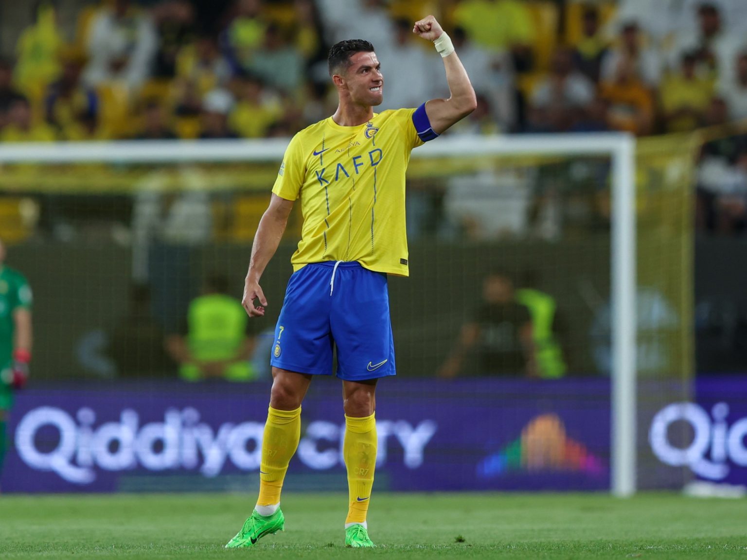 المهاجمون الـ10 الأعلى أجرا في العالم