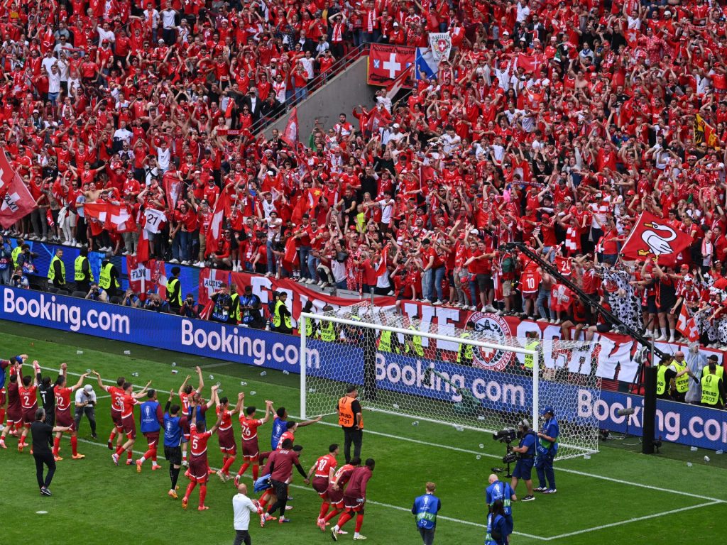 سويسرا تهزم المجر بثلاثية في يورو 2024