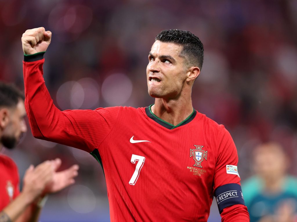 شاهد.. فوز صعب للبرتغال وغولر يقود تركيا للصدارة ويحطم الرقم القياسي لرونالدو